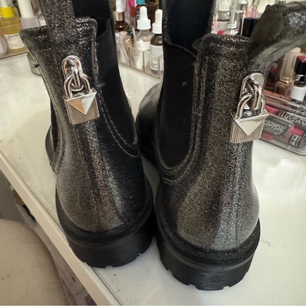 MICHAEL BY MICHAEL KORS BOOTS Size 7.5 - Picture 5 of 9